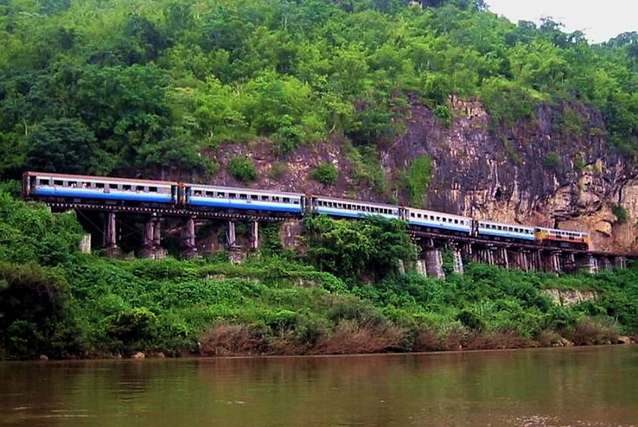 Tren de la muerte en Tailandia y Birmania